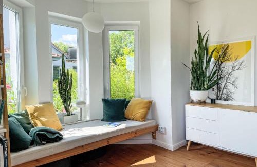 Gross Schwansee House | Holiday Home Meerhaus by Interhome