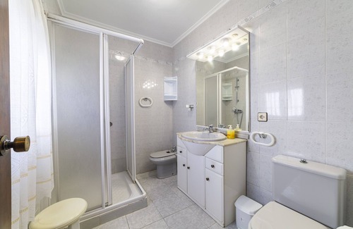 El Toyo House | Holiday Home 'Mi Locura Costa Cabana' with Private Terrace, Garden and Wi-Fi, 30 mts from the beach