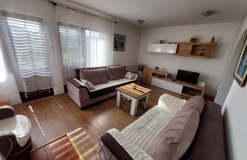 Donje Polje House | Holiday Home Milanovic