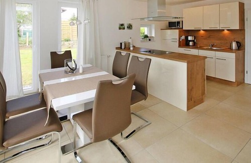 Nakensdorf House | Holiday home Min Kaat, Nakenstorf