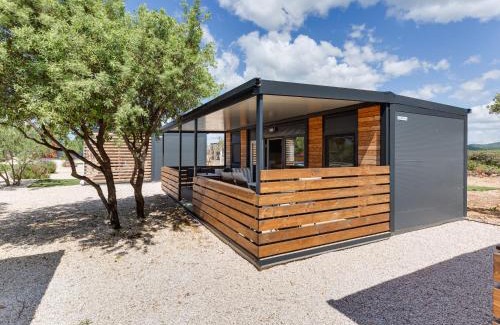 Pirovac House | Holiday Home Mira Delux by Interhome
