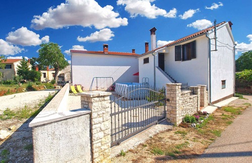 Svetvincenat House | Holiday home mit Pool und Klimaanlage