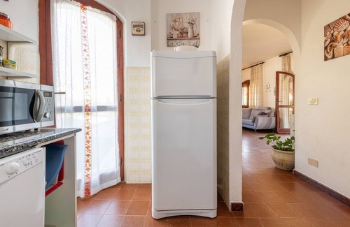 Costa Rei Villa | Holiday Home Near the Beach - "Villa Lucienne" with Wi-Fi, Terrace and Garden