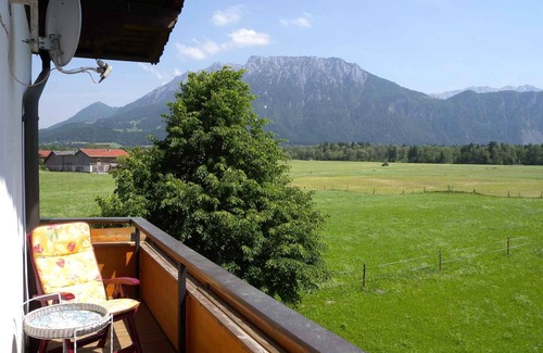 Niederndorf House | Holiday home next to a farm