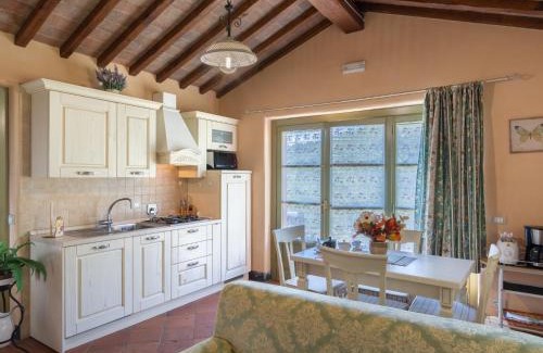 Castiglion Fiorentino House | Holiday Home Nido del Sorbino by Interhome