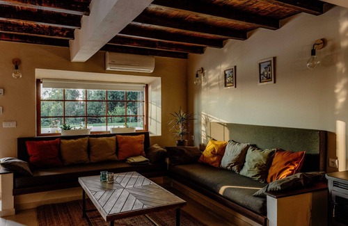 Penela House | Holiday Home 'Nocashouse' with Mountain View, Wi-Fi and Air Conditioning