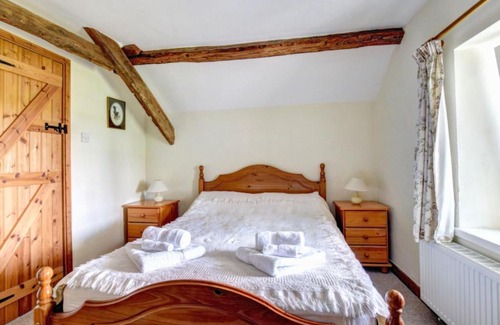 Llanwrda House | Holiday Home Nythfa by Interhome