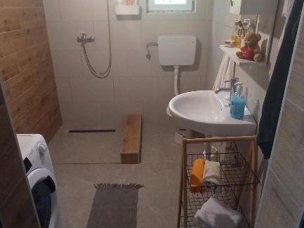Donje Polje Ski Chalet | Holiday home Old House