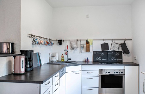 Wangerland House | Holiday Home 'Oldorfer Auszeit' with Private Terrace, Private Garden and Wi-Fi