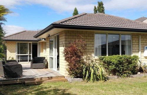 Tauranga House | Holiday Home on Levers
