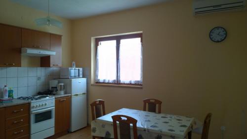 Brodarica Apartment | Holiday Home Orlov