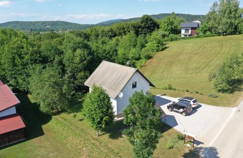Rakovica House | Holiday Home Ostrun