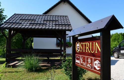 Rakovica House | Holiday Home Ostrun