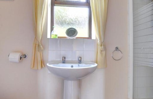 Denbigh House | Holiday Home Pen-y-Bwlch by Interhome