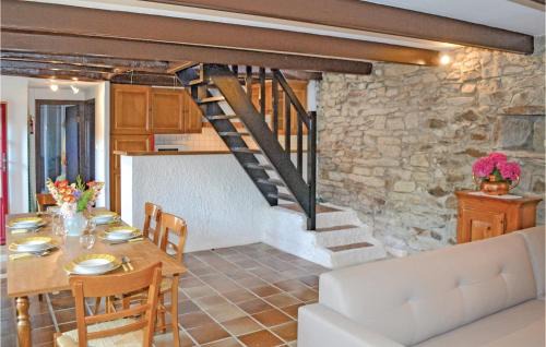Plozevet House | Holiday Home Plozevet 59