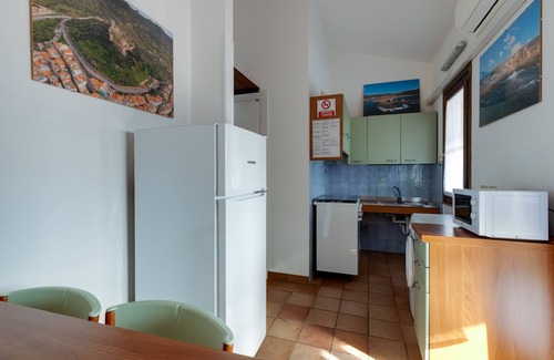 Bosa Marina House | Holiday Home ‘Residenza Solemar - App 11’ with Sea View