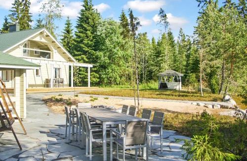 Pertunmaa House | Holiday Home Riemurahi by Interhome