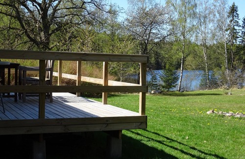 Hultsfred House | Holiday home right on the lake with a large lake property