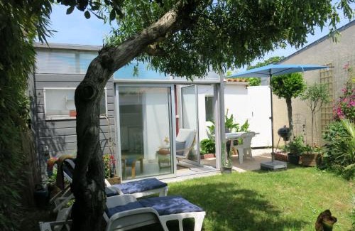 Bourgenay House | Holiday Home Roses Tremières by Interhome