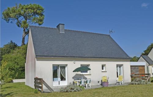 Clohars-Carnoet House | Holiday Home Rue De Lanmeur