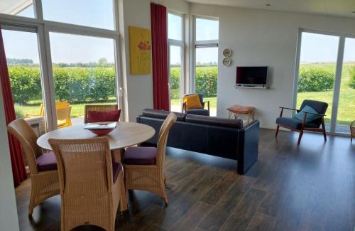 Wemeldinge House | Holiday Home Ruisweg 51 by Interhome
