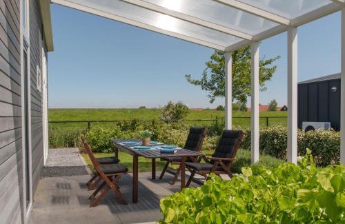 Wemeldinge House | Holiday Home Ruisweg 69 by Interhome
