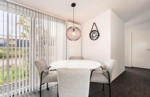 Wemeldinge House | Holiday Home Ruisweg 70 by Interhome