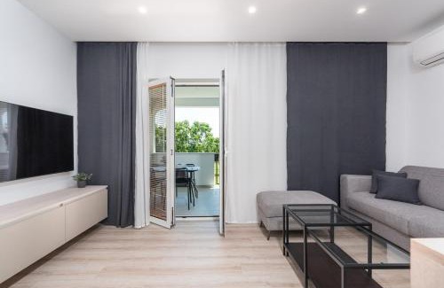 Cervar House | Holiday Home Saladinka with Whirlpool