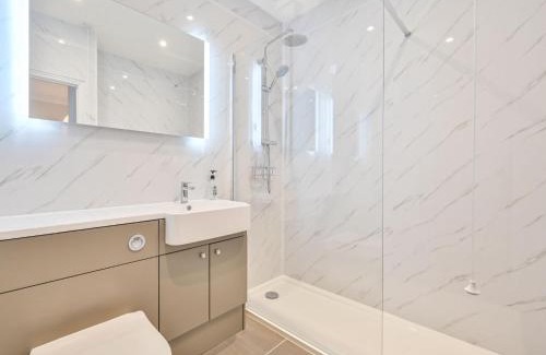 Charlestown House | Holiday Home Sea Breeze by Interhome