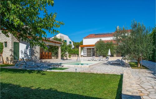 Sibenik House | Holiday Home Sibenik 58