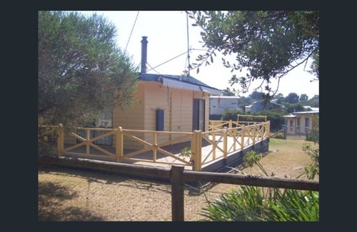 Venus Bay House | Holiday home - sleeps 8 -10