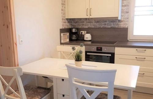 Meldorf House | Holiday Home 'Smilla' with Private Terrace, Shared Garden and Wi-Fi