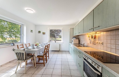 Waabs House | Holiday Home 'Sonja' with Private Terrace, Private Garden and Wi-Fi