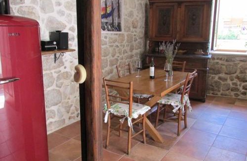 Donja Banda House | Holiday Home Stari Zoganj - Two Bedroom Holiday Home with Terrace and Swimming Pool