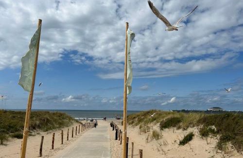 Municipality of Noordwijk Resort | Holiday Home Stern Comfort-2 by Interhome