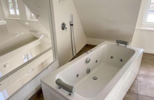 Dagebuell House | Holiday Home Steuerbord by Interhome