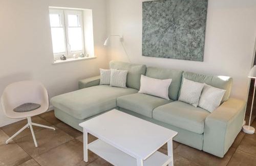 Dagebuell House | Holiday Home Steuerbord by Interhome