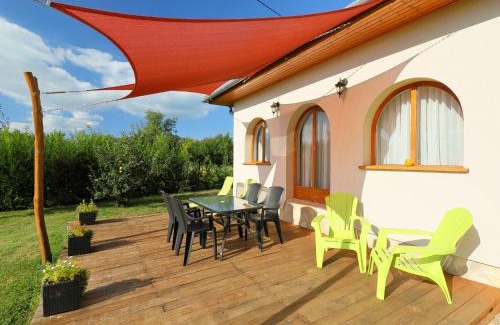 Balatonszemes House | Holiday Home Sundance by Interhome