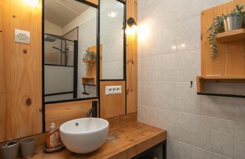 Saint-Fregant House | Holiday Home Ti Bonheur by Interhome
