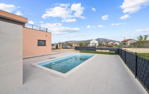 Oklaj House | Holiday Home Tina