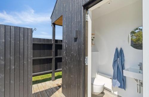 Blavand Strand House | Holiday Home Toyah - 400m from the sea by Interhome
