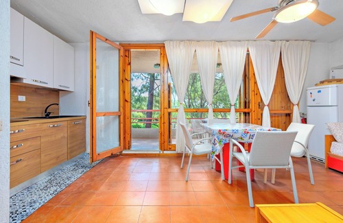 Cugnana Verde House | Holiday Home "Tramontana 2414" with Shared Pool and Wi-Fi