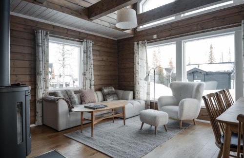 Undersaker House | Holiday Home Trillevallen 601 by Interhome