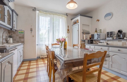 Plouhinec House | Holiday Home 'Ty Mel À 3 Km Des Plages' with Private Terrace, Private Garden and Wi-Fi