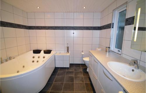 Marielyst House | Holiday Home Vaeggerlose 28 With Hot Tub