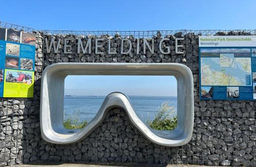 Wemeldinge House | Holiday Home Vakantiehuis Ruisweg 59 by Interhome
