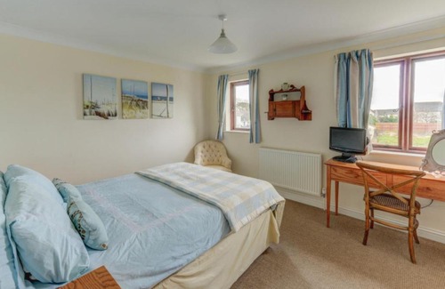 Braunton House | Holiday Home Valentines Cottage by Interhome