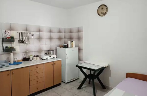 Pupnat House | Holiday home Viki - One Bedroom House