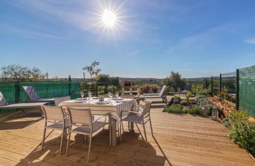 Monte Raposo House | Holiday Home Vila Caravela by Interhome