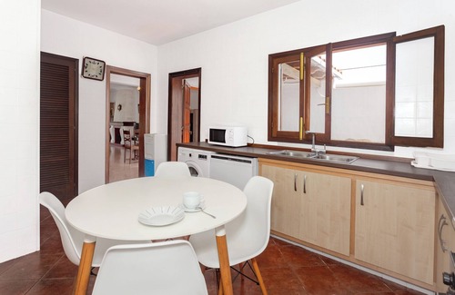 Cala Galdana House | Holiday Home 'Villa Nueva' with Private Pool, Shared Terrace and Parking for 2 cars